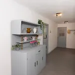 Floresco Holiday home Nerezine