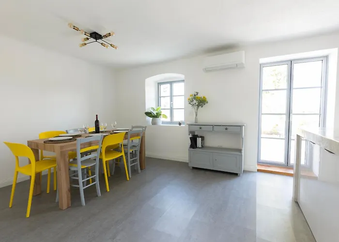 Floresco Holiday home Nerezine