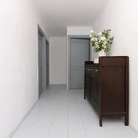 Holiday home Floresco Nerezine